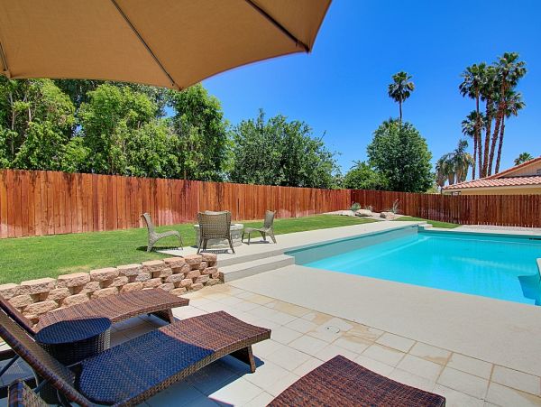 Palm Desert Home 983971