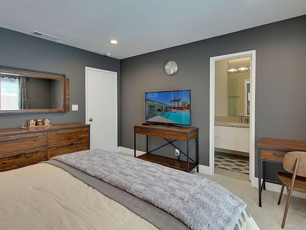 Palm Desert Home 983971