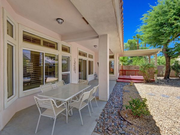 Palm Desert Home 983972