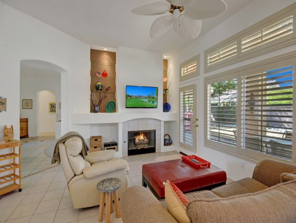 Palm Desert Home 983972