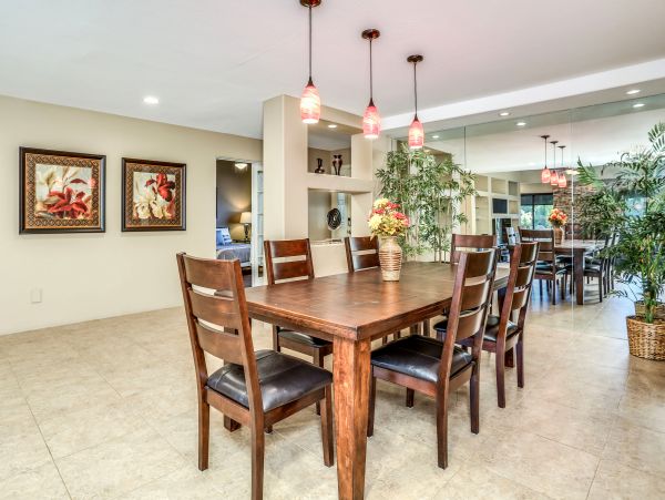 Palm Desert Home 983973
