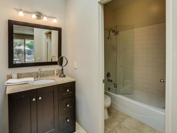 Palm Desert Home 983974