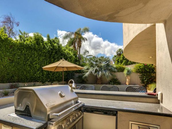Palm Desert Home 983974
