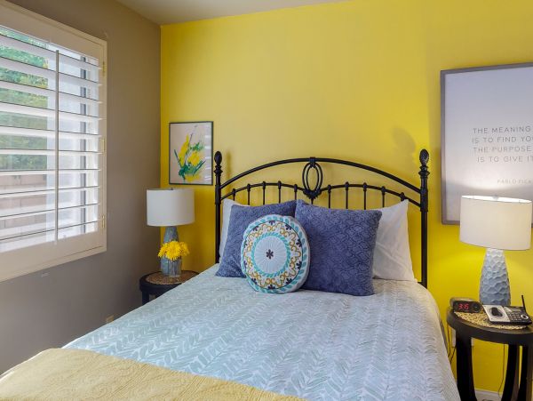 Palm Desert Home 983975