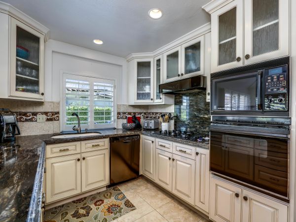 Palm Desert Home 983975