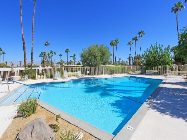 Palm Desert Home 983976