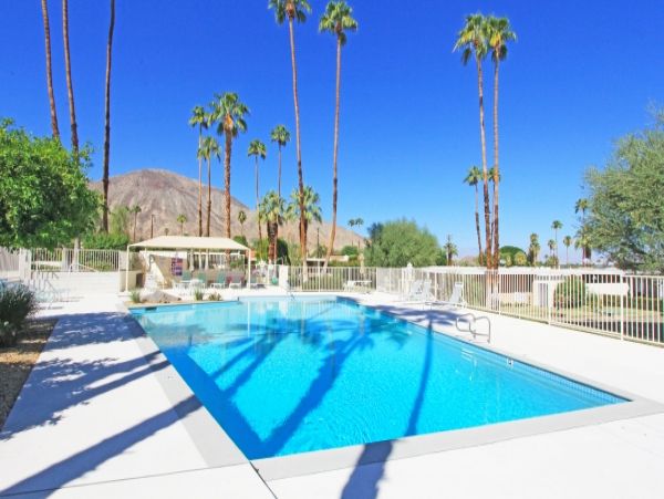 Palm Desert Home 983976