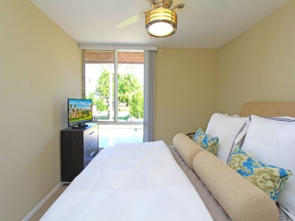 Palm Desert Home 983976