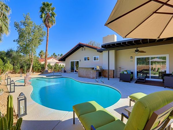 Palm Desert Home 983977