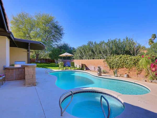 Palm Desert Home 983977