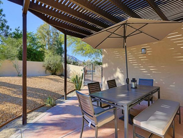 Palm Desert Home 983977