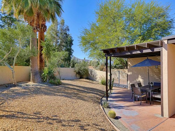 Palm Desert Home 983977