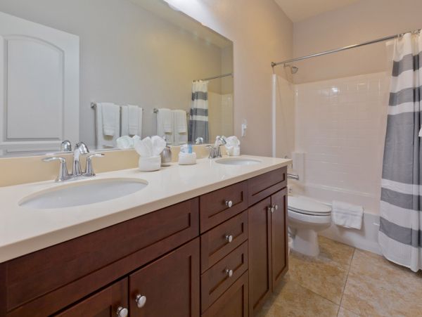 Palm Desert Home 983978