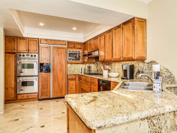 Palm Desert Home 983979