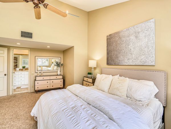 Palm Desert Home 983979