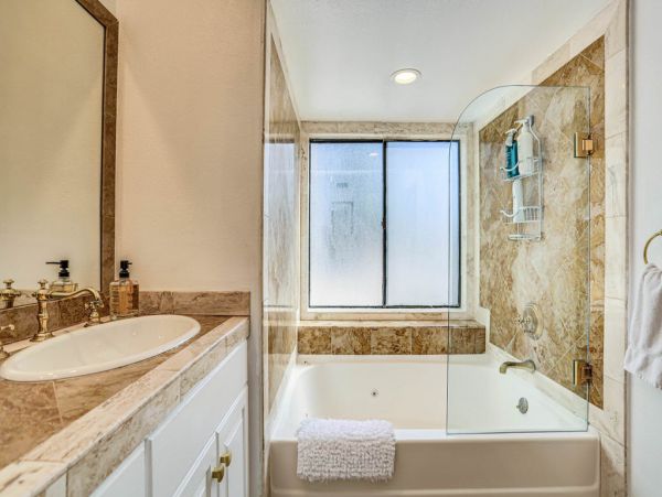 Palm Desert Home 983979