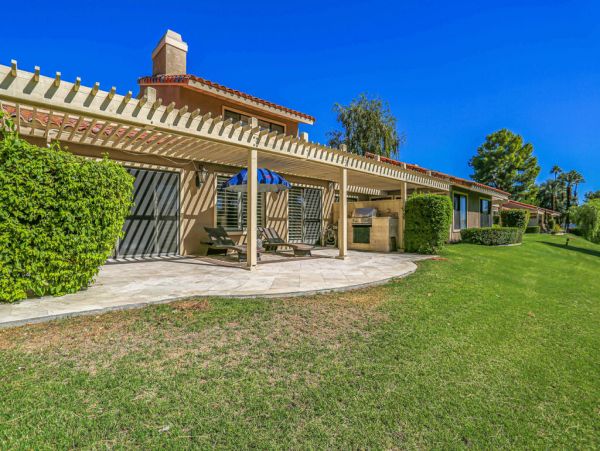 Palm Desert Home 983979
