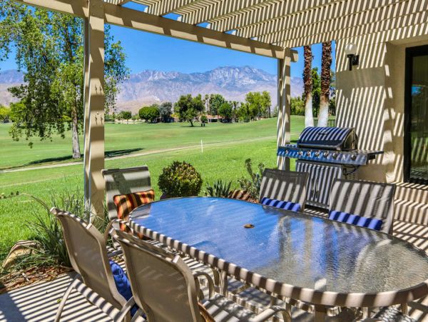 Palm Desert Home 983980