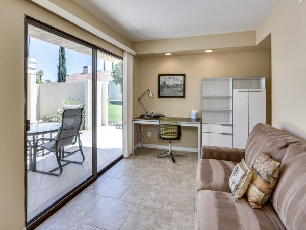 Palm Desert Home 983980