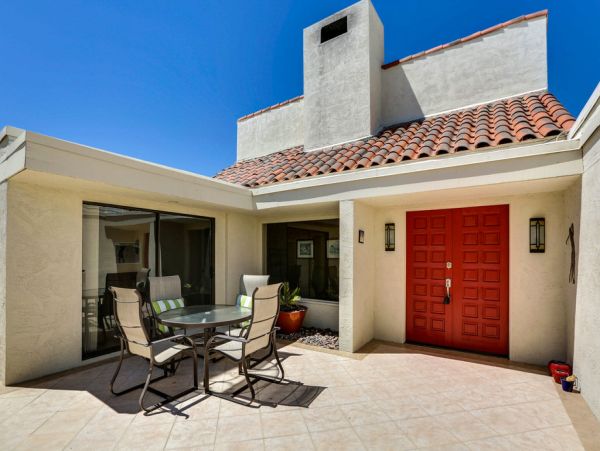Palm Desert Home 983980