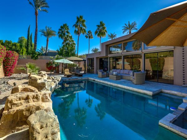 Palm Desert Home 983981