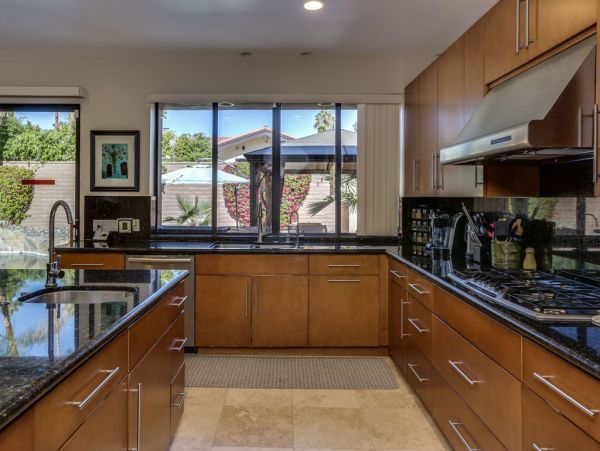 Palm Desert Home 983981