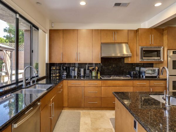 Palm Desert Home 983981