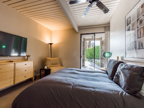 Palm Desert Home 983983