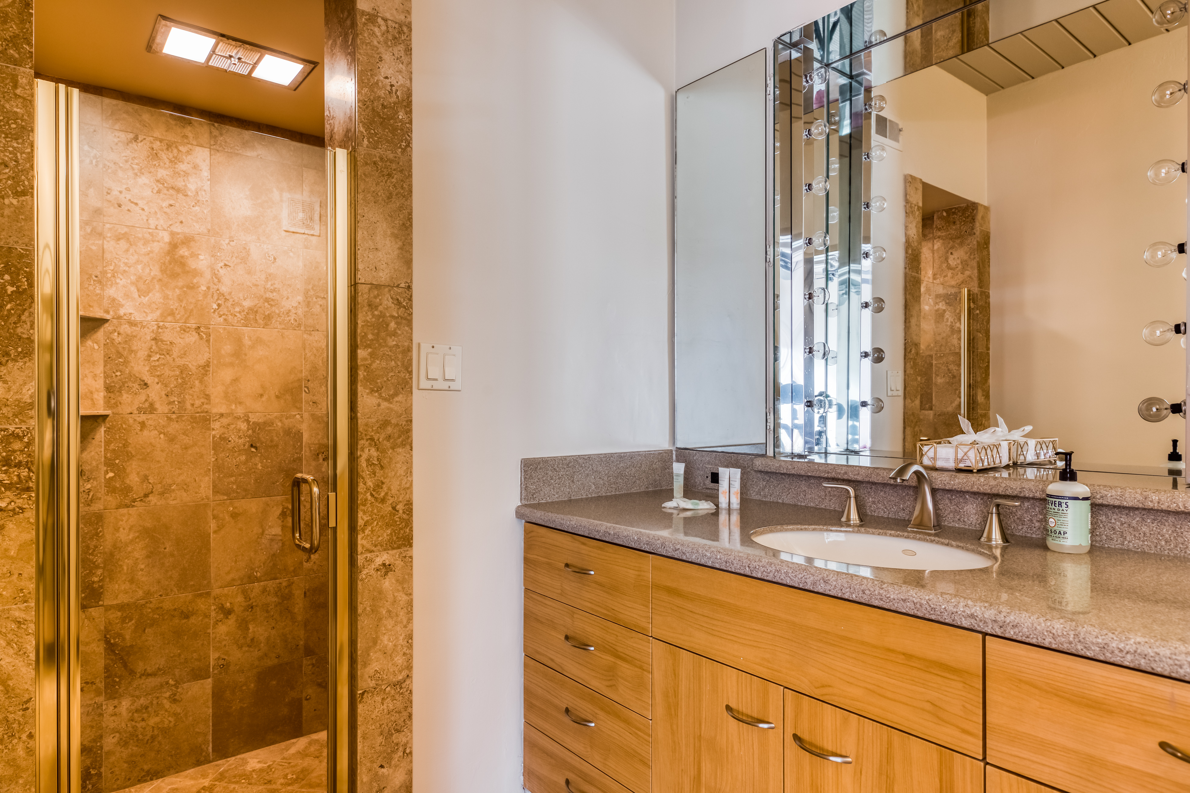 Palm Desert Home 983983