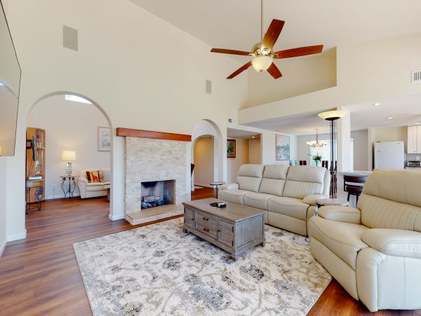 Palm Desert Home 983987