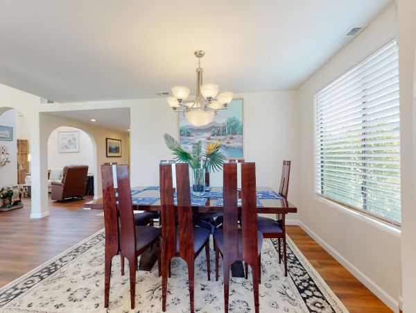 Palm Desert Home 983987