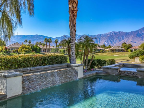 Palm Desert Home 983988