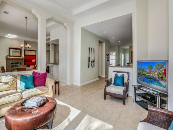 Palm Desert Home 983988