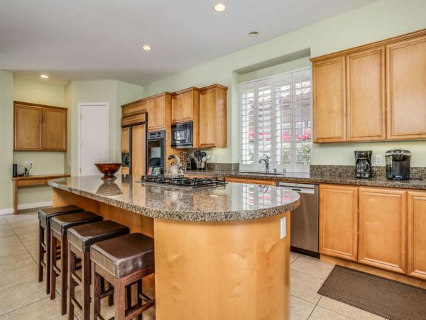Palm Desert Home 983988