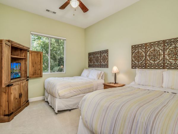 Palm Desert Home 983988