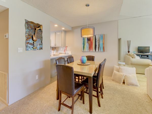 Palm Desert Home 983989