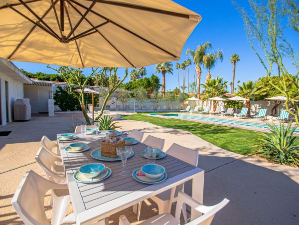 Palm Desert Home 983990