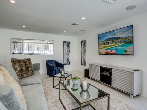 Palm Desert Home 983990
