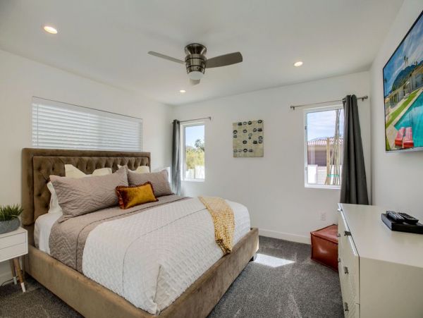 Palm Desert Home 983990