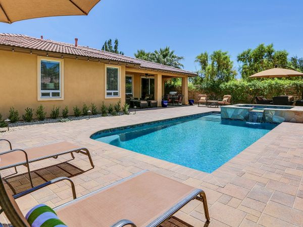 Palm Desert Home 983991