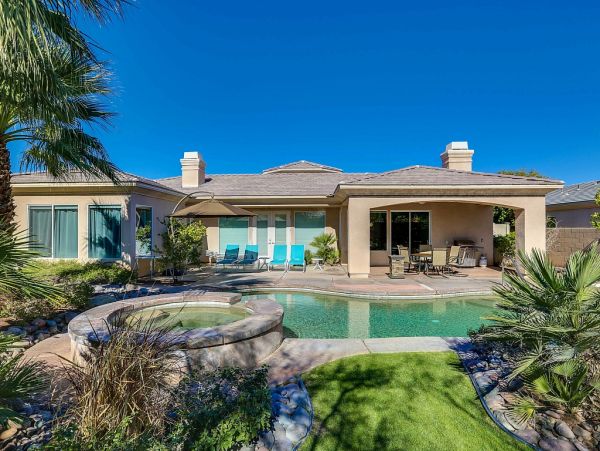 Palm Desert Home 983992