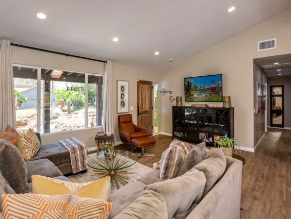 Palm Desert Home 983994