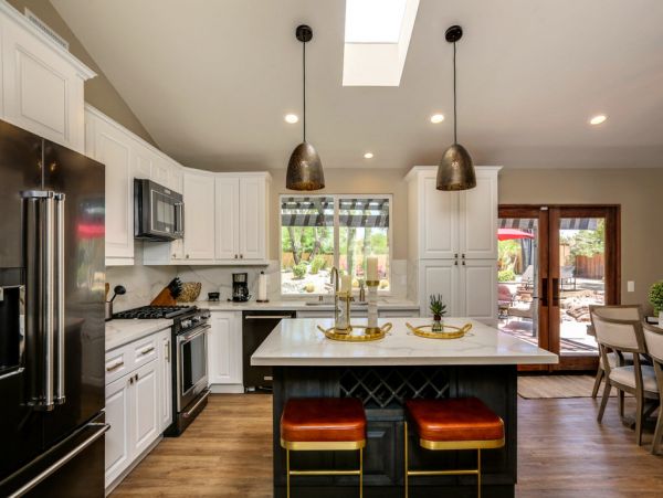 Palm Desert Home 983994