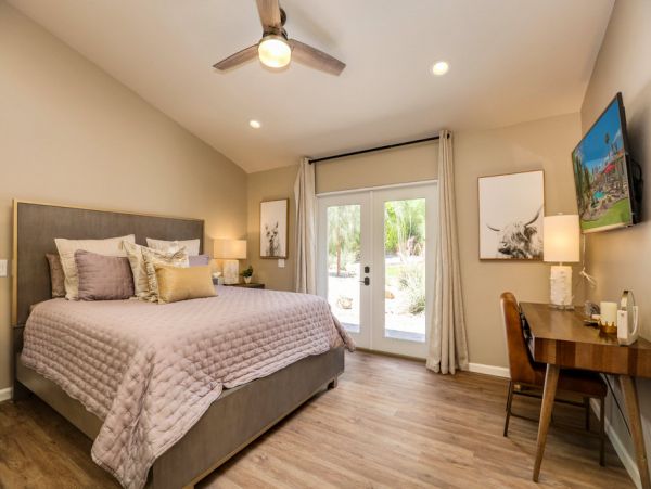 Palm Desert Home 983994