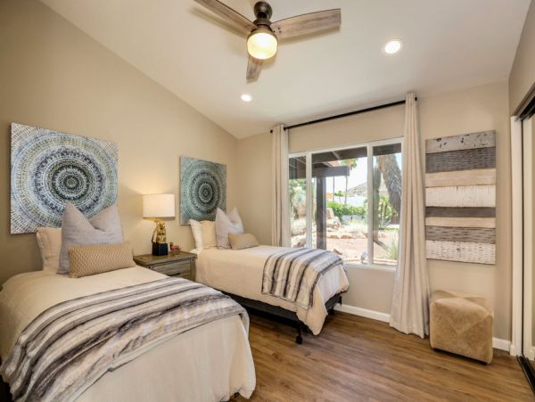 Palm Desert Home 983994