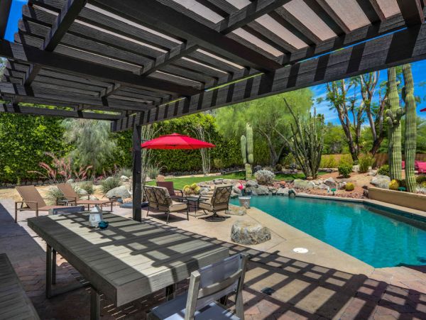 Palm Desert Home 983994