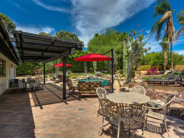 Palm Desert Home 983994