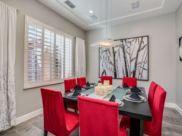Palm Desert Home 983995