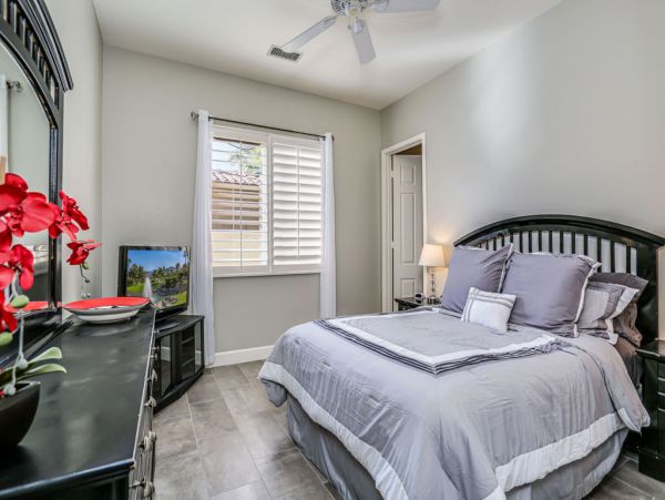 Palm Desert Home 983995