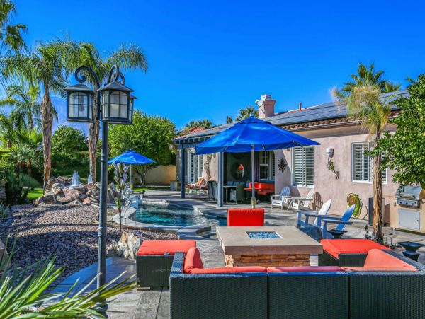 Palm Desert Home 983995